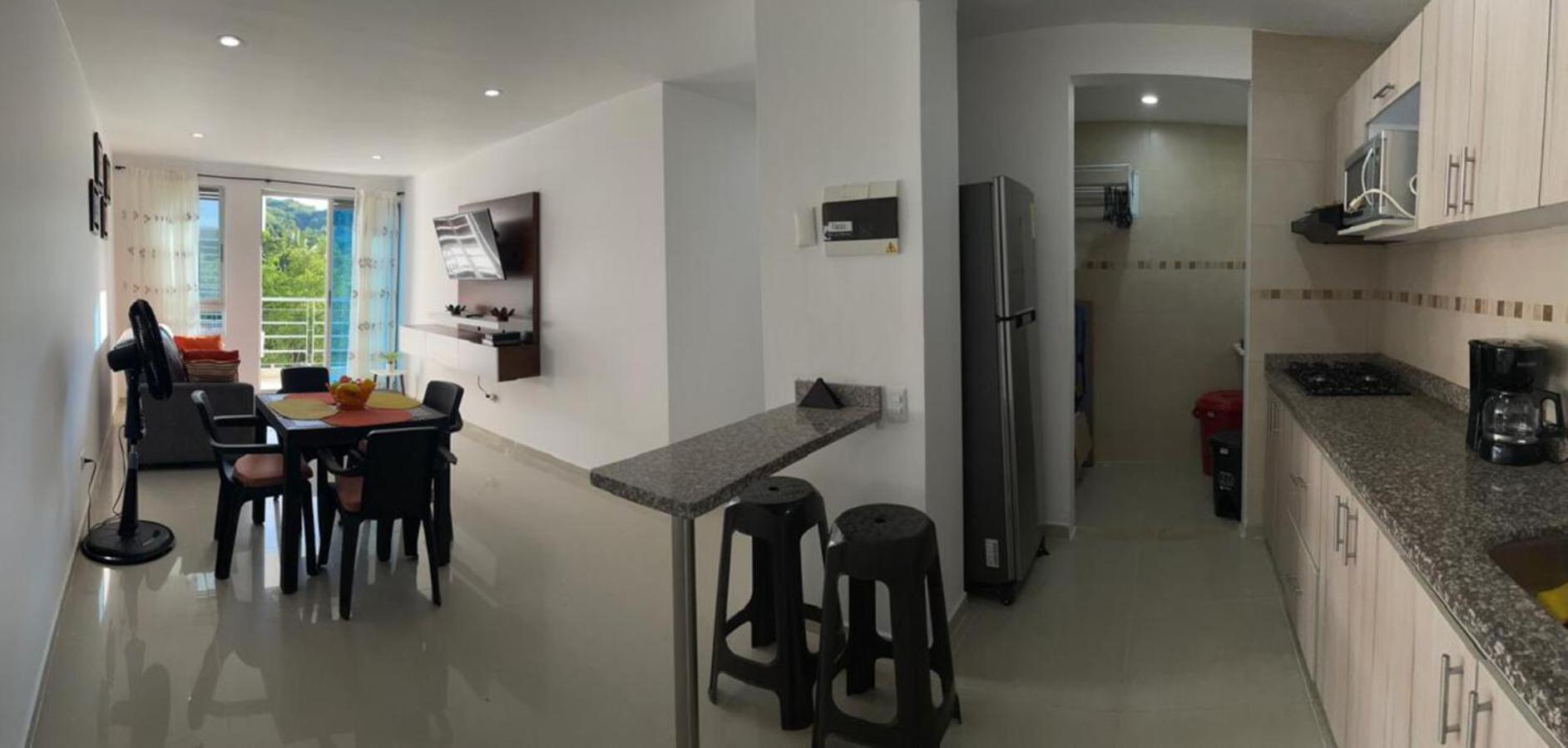 Apartamento Central En 阿纳波伊马 外观 照片
