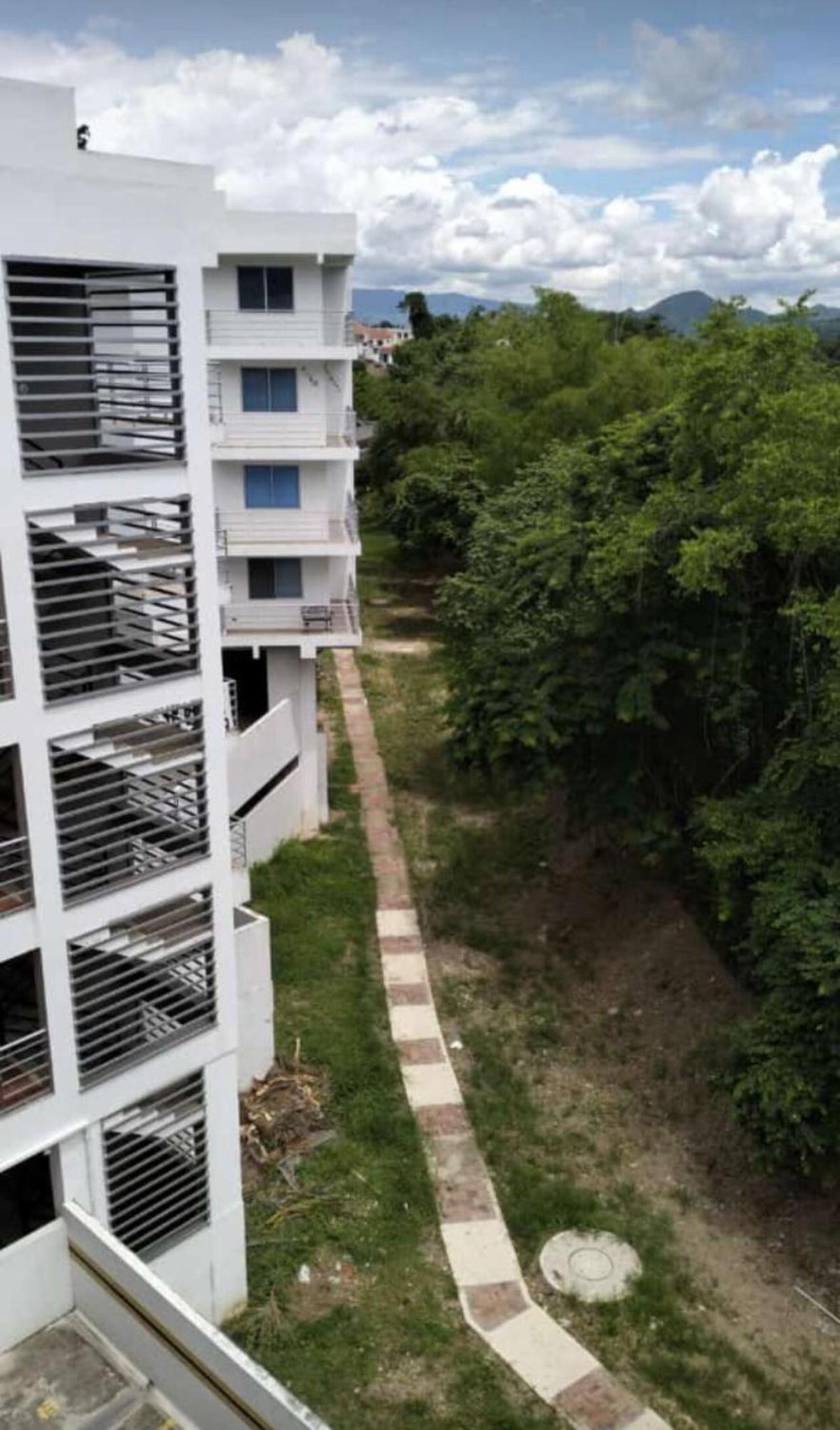 Apartamento Central En 阿纳波伊马 外观 照片