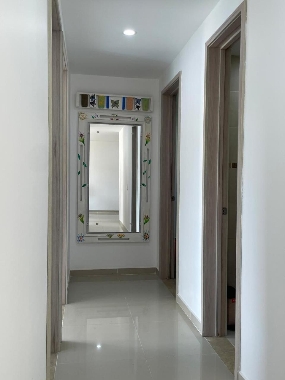 Apartamento Central En 阿纳波伊马 外观 照片