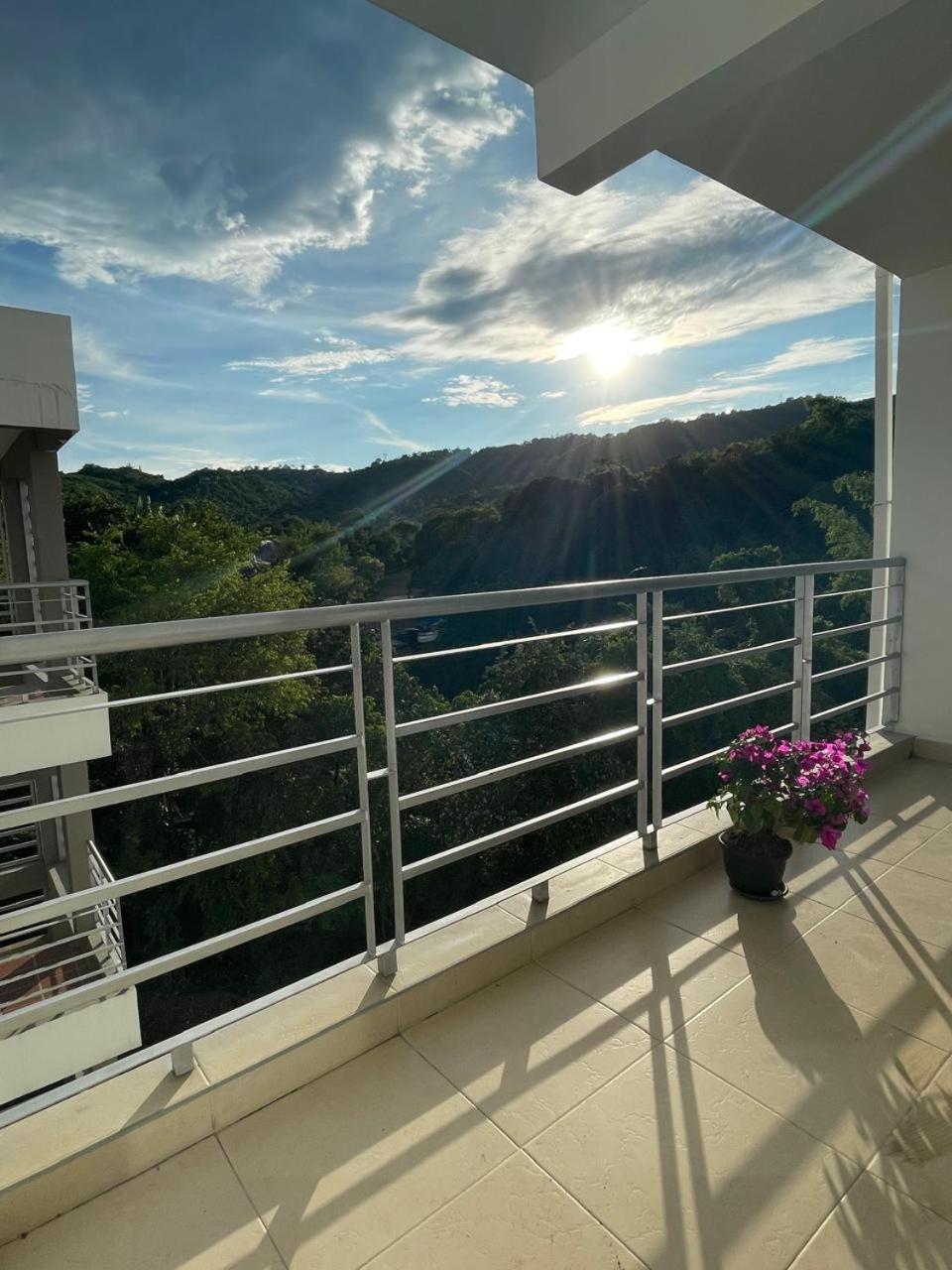Apartamento Central En 阿纳波伊马 外观 照片